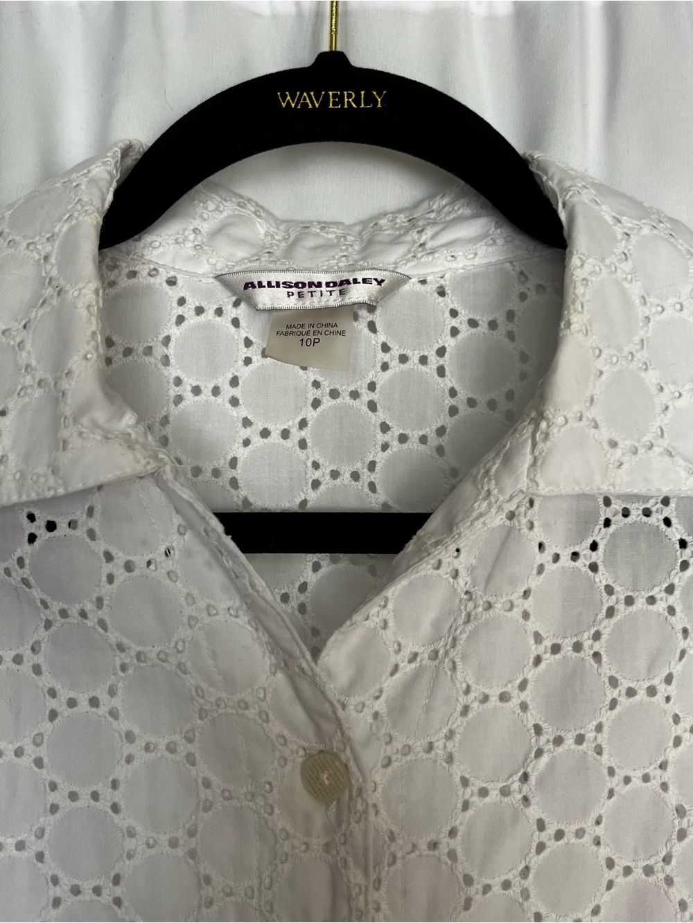 Allison Daley White Eyelet Button-Down Shirt - Picture 2 of 3